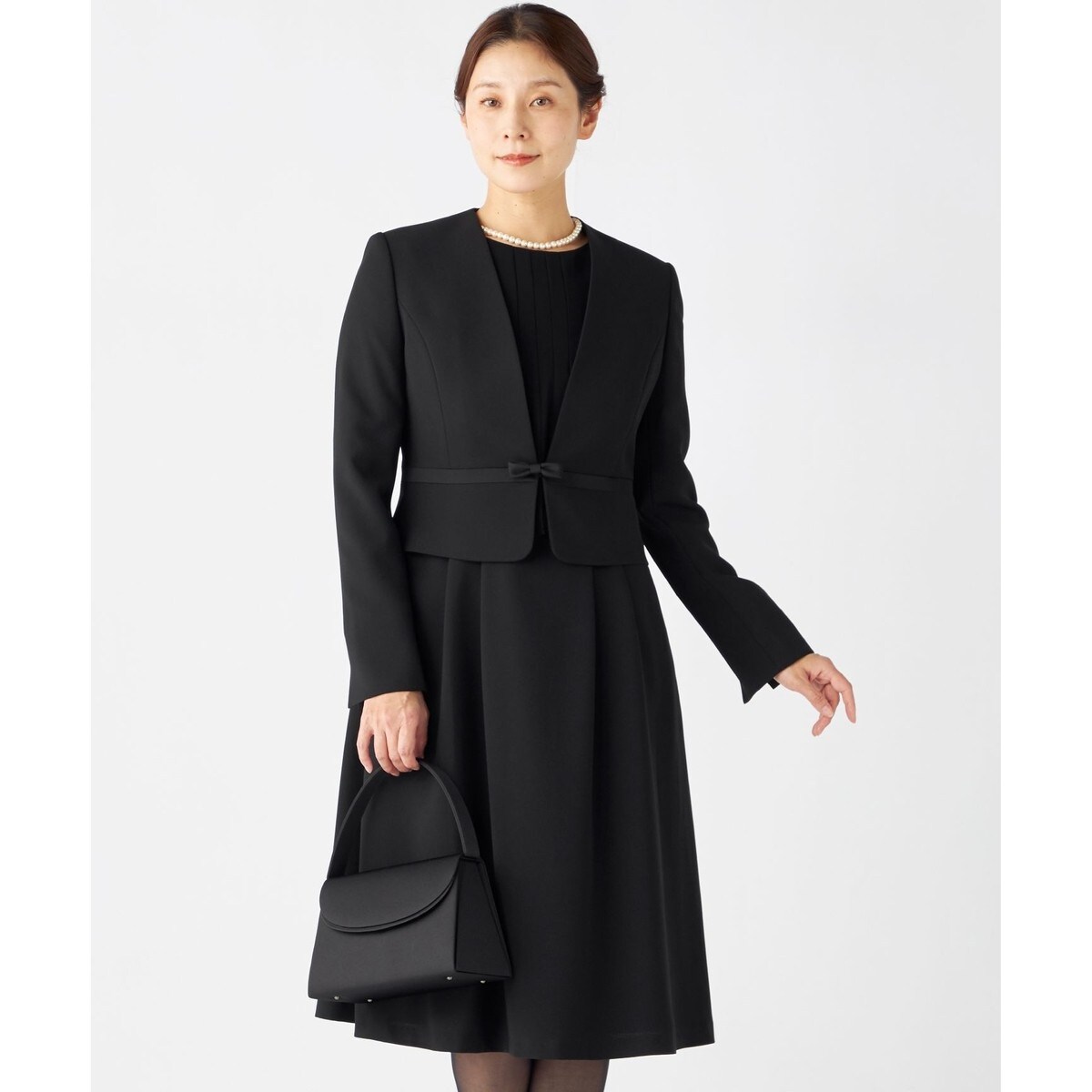 組曲(KUMIKYOKU) パンツスーツ・スカートスーツ（上下セット） の一覧