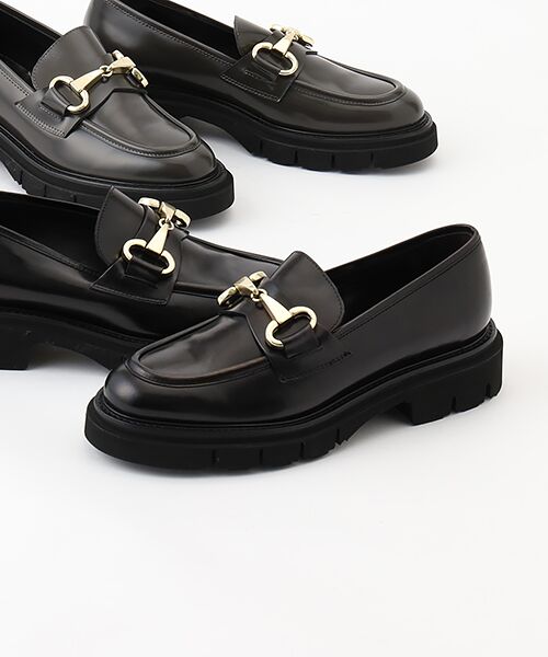 ビットデザインローファー （フラットシューズ）｜Luca Grossi / ルカ