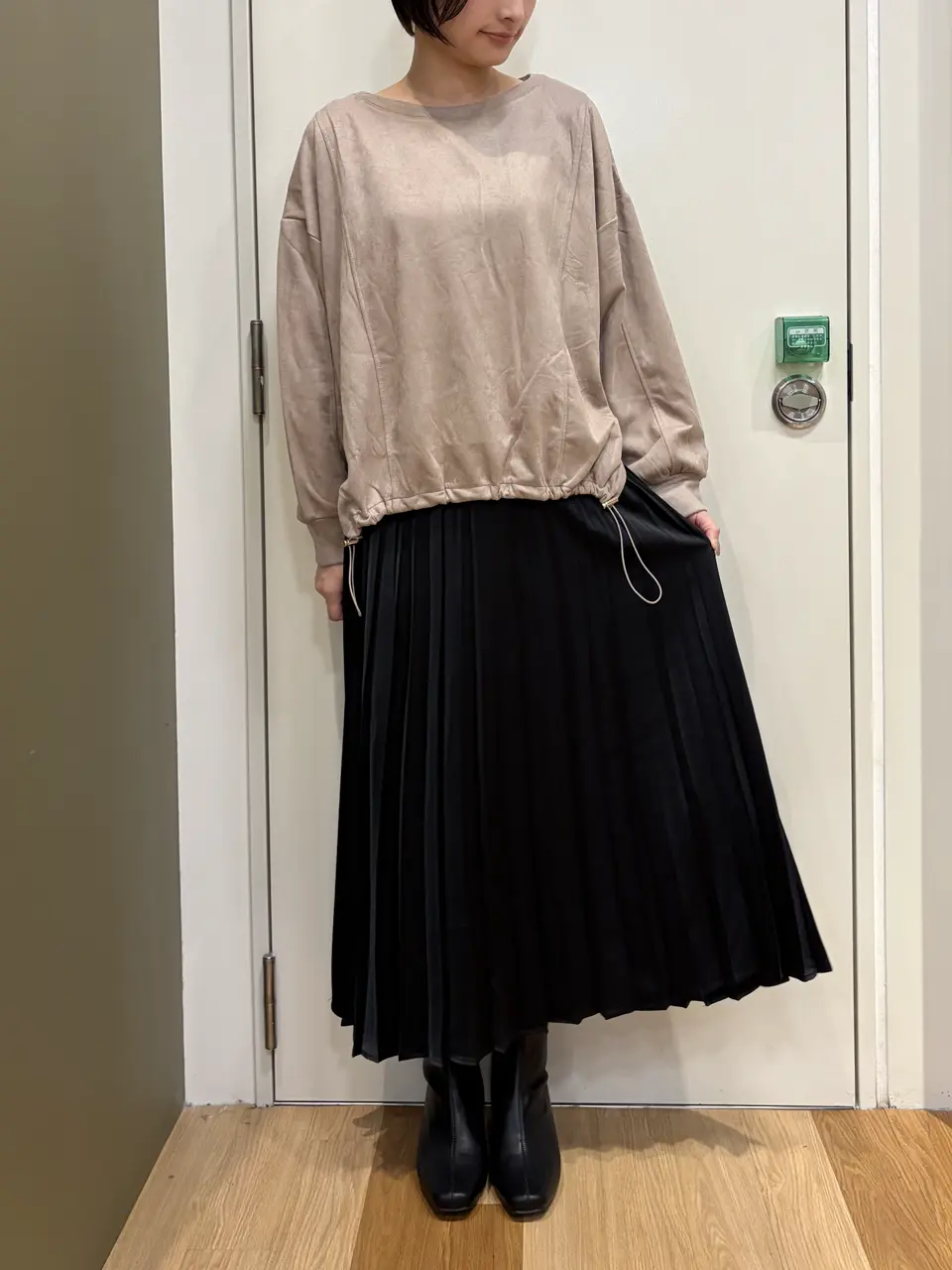 サテン変形プリーツスカート/Green Parks（グリーン パークス）の