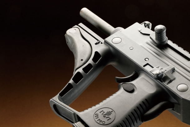 P*n様 美品☆UZI SMG 9mm X 19 オートマチック電動エアガン P*n様 美品