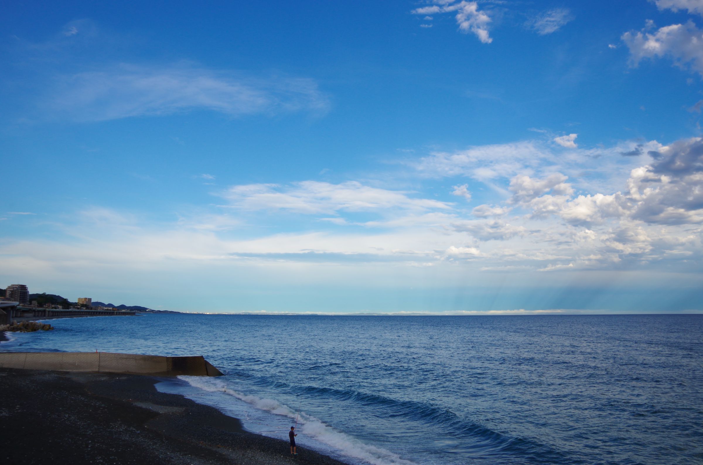 夏の終わりの海と空 | GANREF