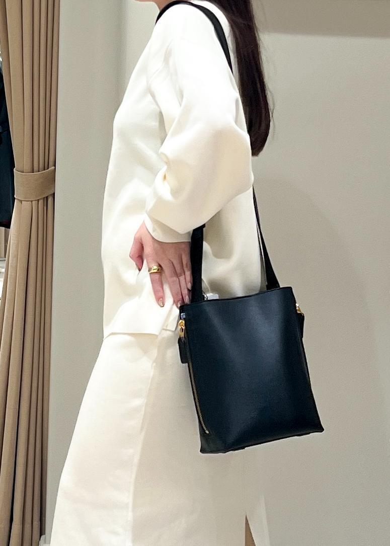 王道白ニットセットアップstyling / TSUKA / ROPÉ ｜J'aDoRe JUN ONLINE