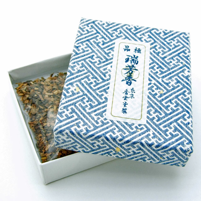 お香・焼香の製造・販売 - 香雲堂 ［東京］