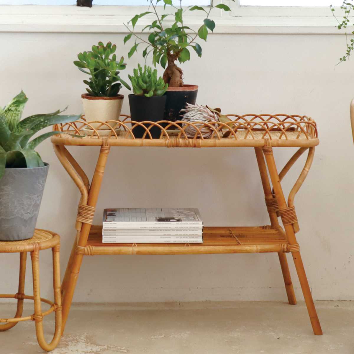 カリモク ラタン 藤 収納 整理 棚 コンソール 電話台 飾り棚 カリモク