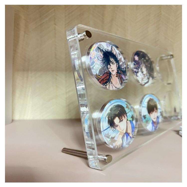 楽天市場】最大9枚収納 アニメ 缶バッジ 缶バッチ ディスプレイ グッズ