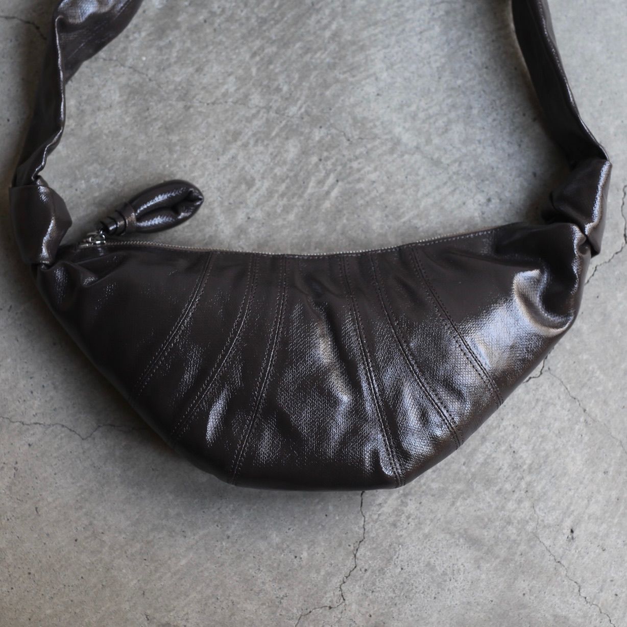 LEMAIRE - 【残り一点】Small Croissant Bag(COATED COTTON) | ACRMTSM