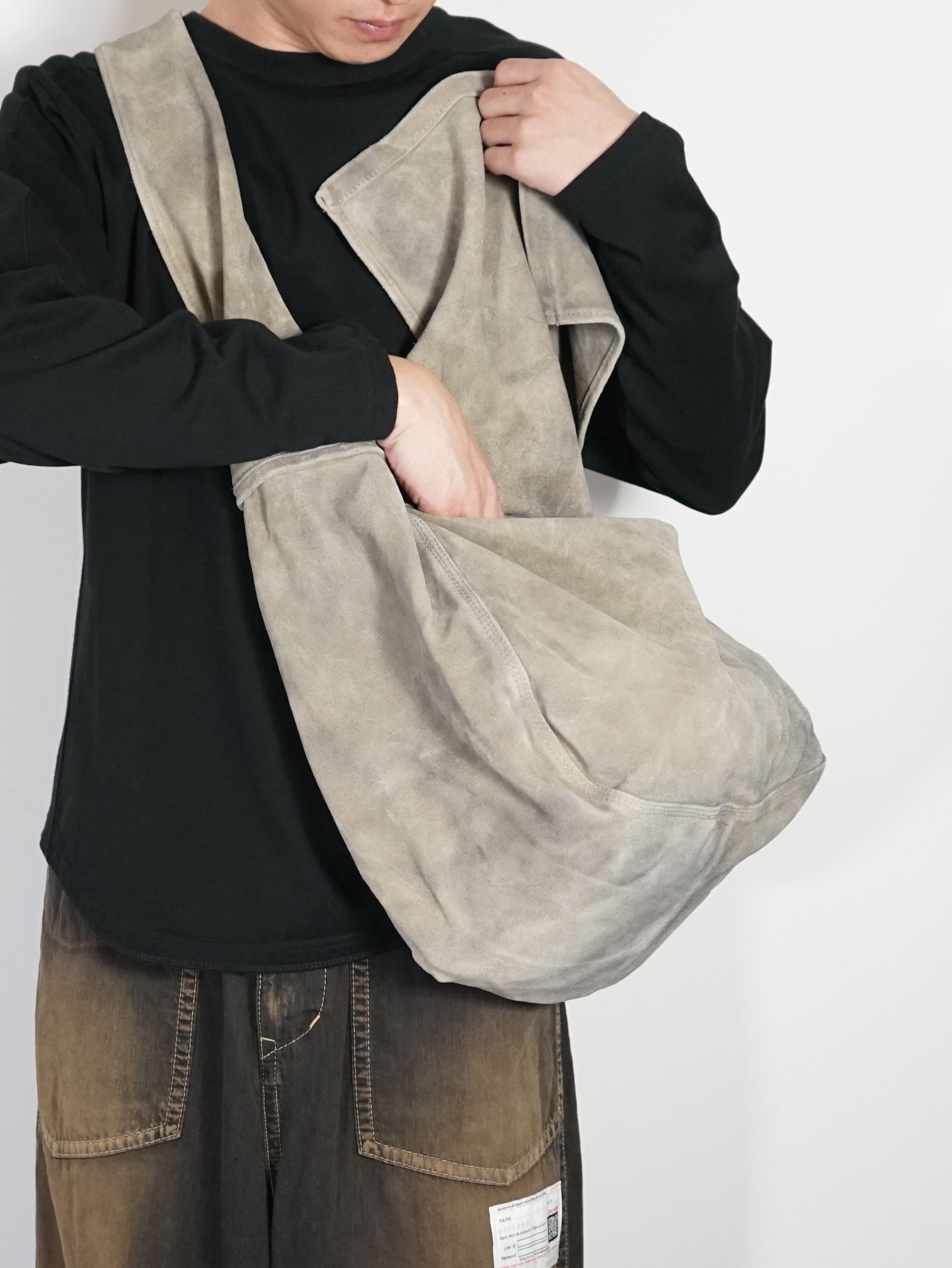 SEVEN BY SEVEN - レザーショルダーバッグ LEATHER SHOURDER BAG - Cow