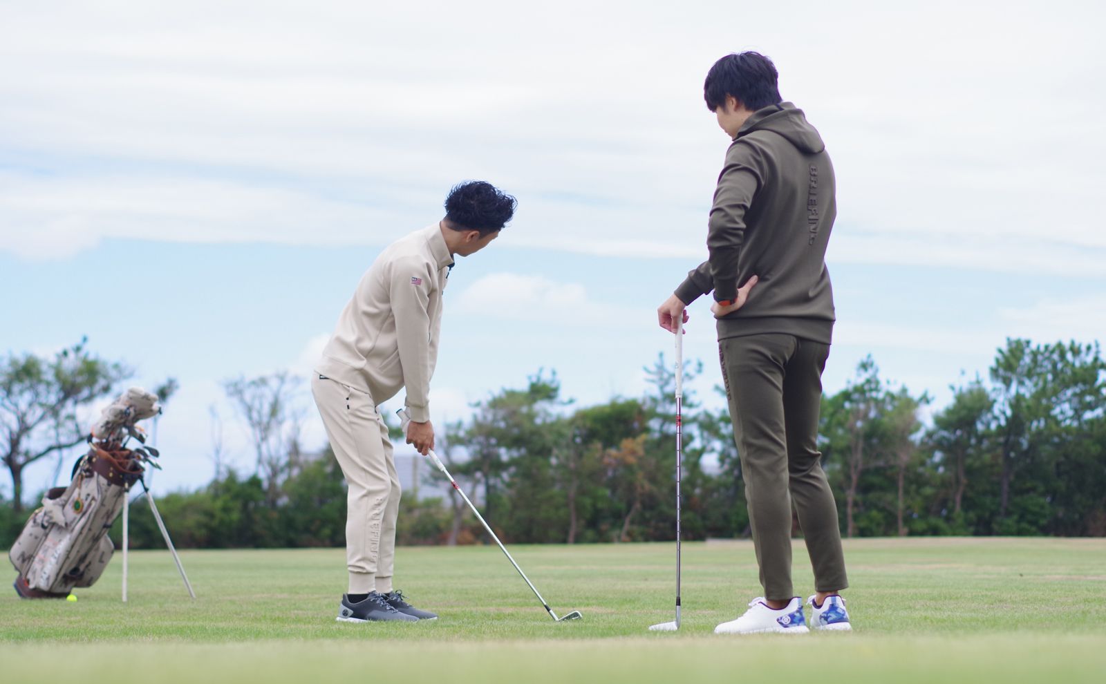 BRIEFING GOLF】 これ最高！誰もが思う最強セットアップ | GOSSIP GOLF