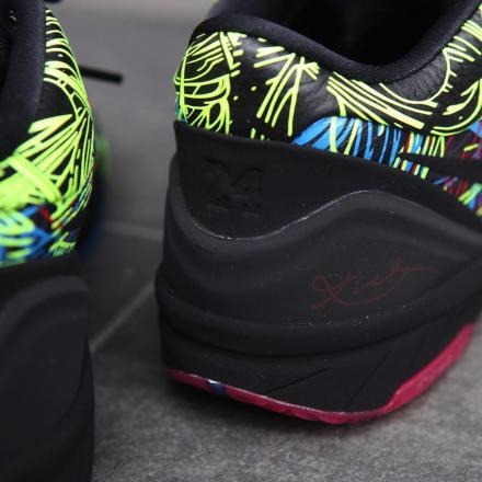 国内11月24日発売予定】ナイキ コービー 4 プロトロ 