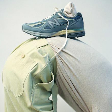 国内12月13日発売予定】 オーラリー × ニューバランス 990V4 2色