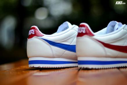 国内12月1日発売予定】 ナイキ クラシック コルテッツ レザー ホワイト