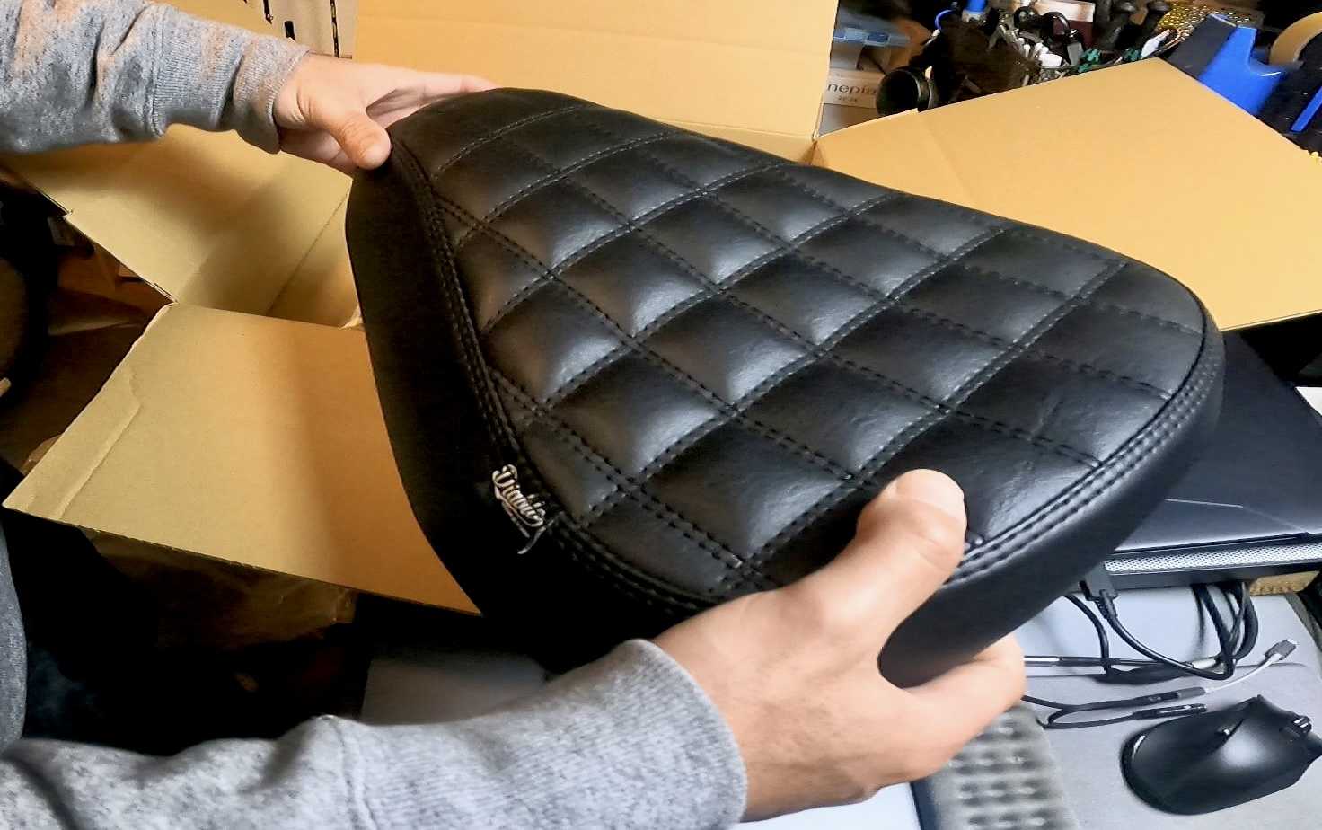 ハンターカブ超薄型シート付けてみた【ディアブロCT44】 | らすた