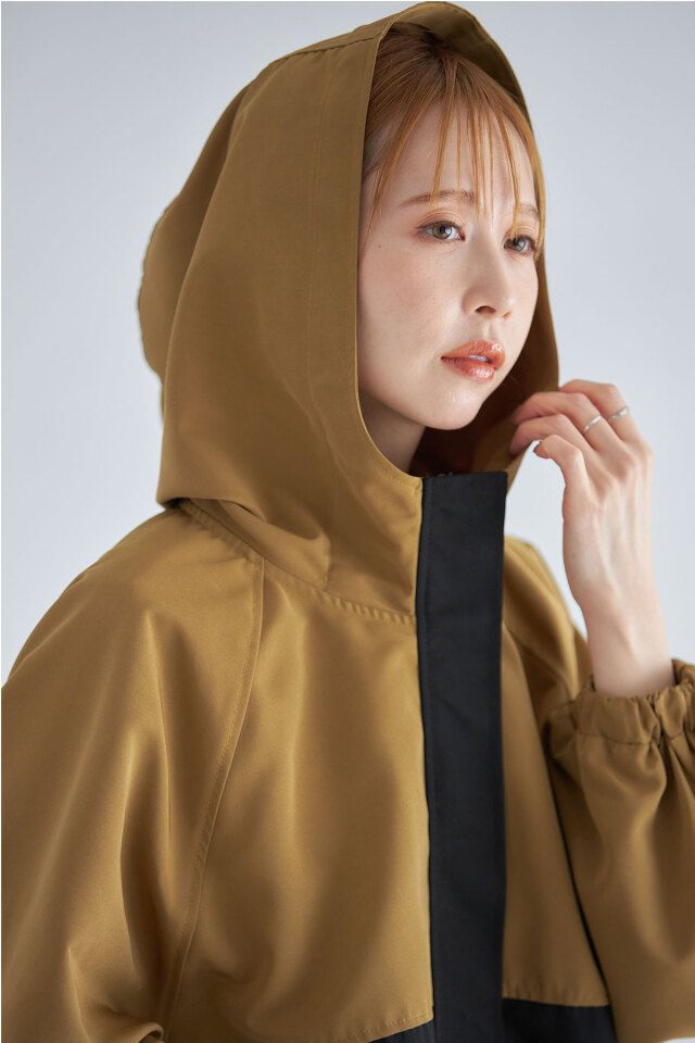 バイカラーミドルマウンテンパーカー※一部店舗のみ入荷