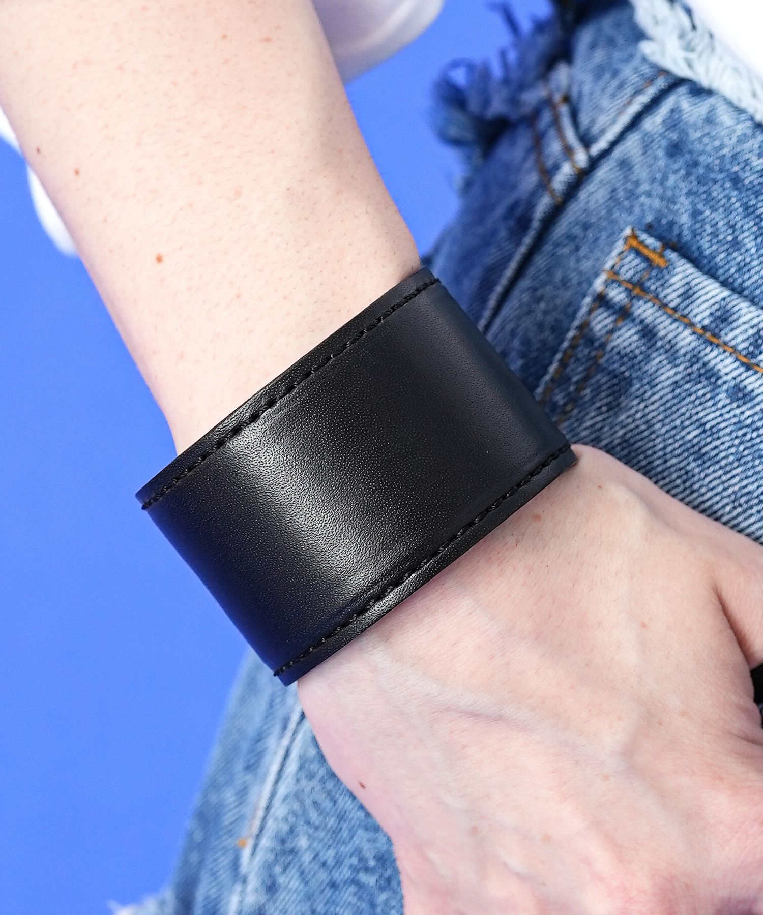 バリエーションワイドレザーバングル / 革 ankoROCK(アンコロック