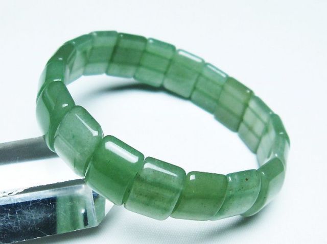 パワーストーン 天然石 インド翡翠バングル[T379-3434]