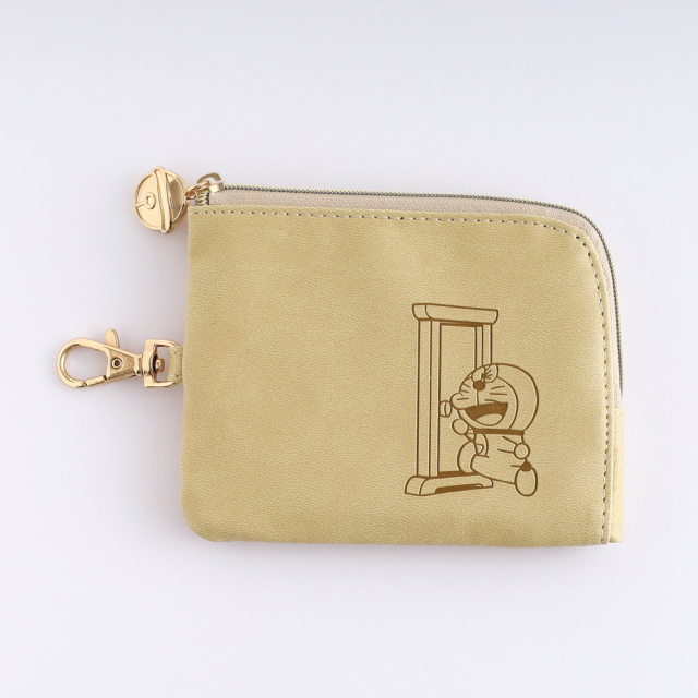 zizou　ドラえもんズベル　ガードケース他 ドラえもん マルチカードケース<どこでもドア> DG-322 | デザイン