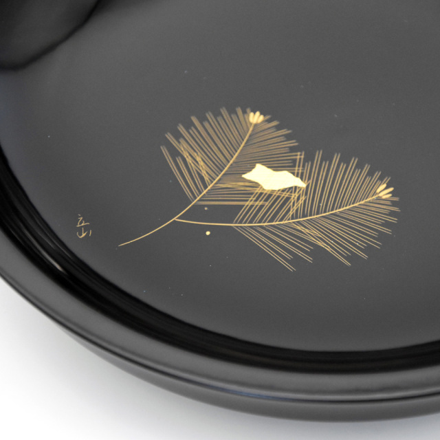 くりぬき盛鉢 沈金松 黒 木製 漆塗り【製造中止・在庫限り】 漆器の井助