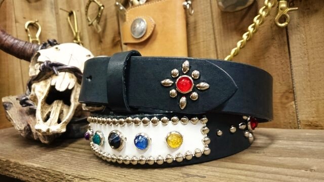 ヴィンテージスタッズ復刻デザインベルト