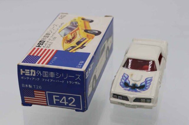 ミニカーショップ ケンボックス トミカ 青箱☆F42☆ポンティアック