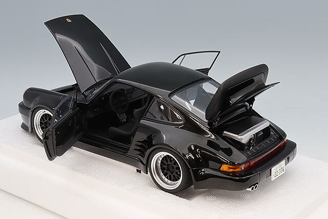 オートアート コンポジット 1/18 ポルシェ 911 (930) ターボ 