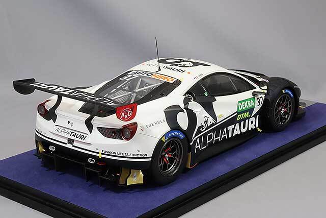 ルックスマート 1/18 フェラーリ 488 GT3 EVO レッドブル アルファ