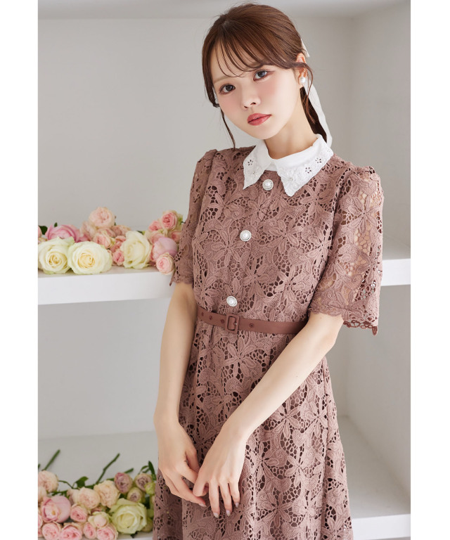 取り外し可能なフラワー刺繍ビジュー襟＆ベルト付きパール飾り釦カット