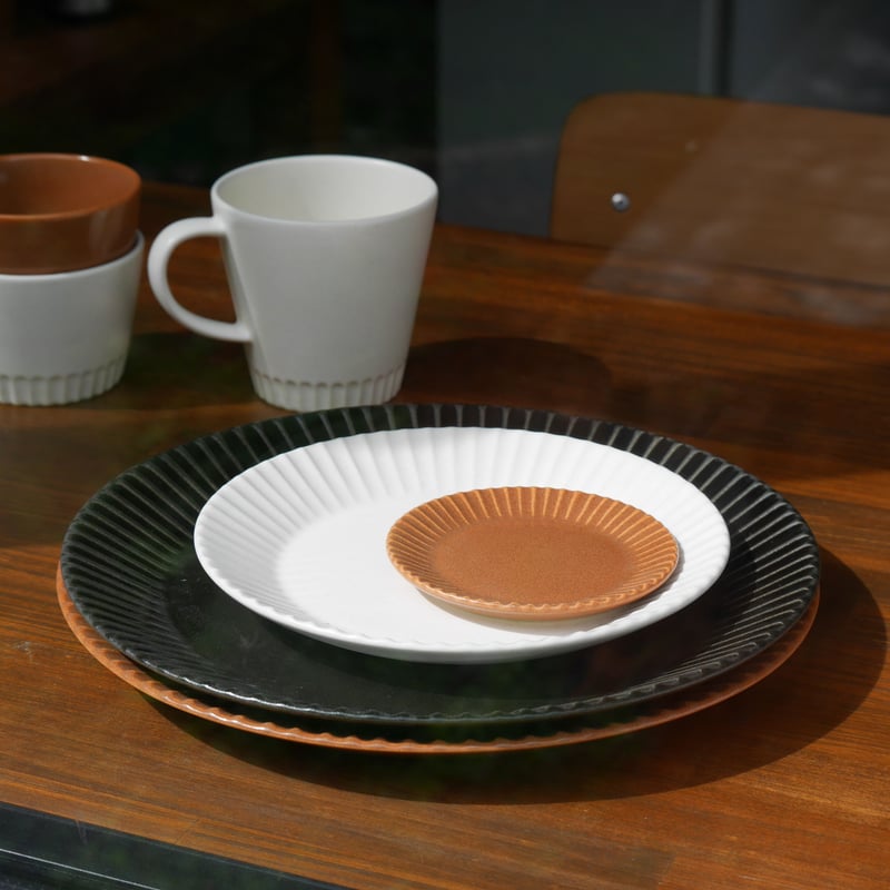 Stripe Plate M | SAKUZAN 公式オンラインストア