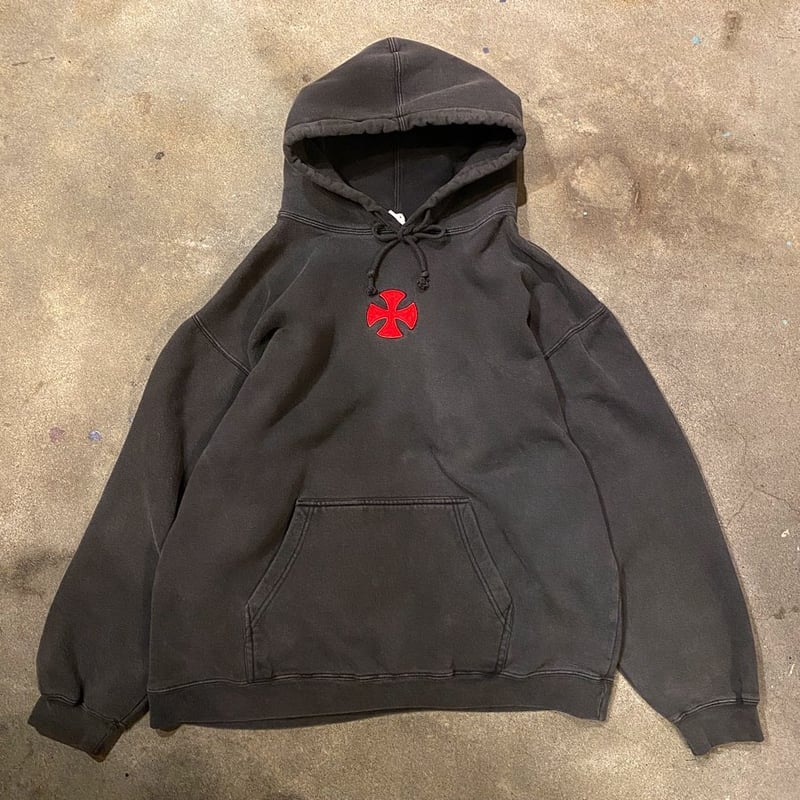 INDEPENDENTパーカー | CUSTOM FEVER