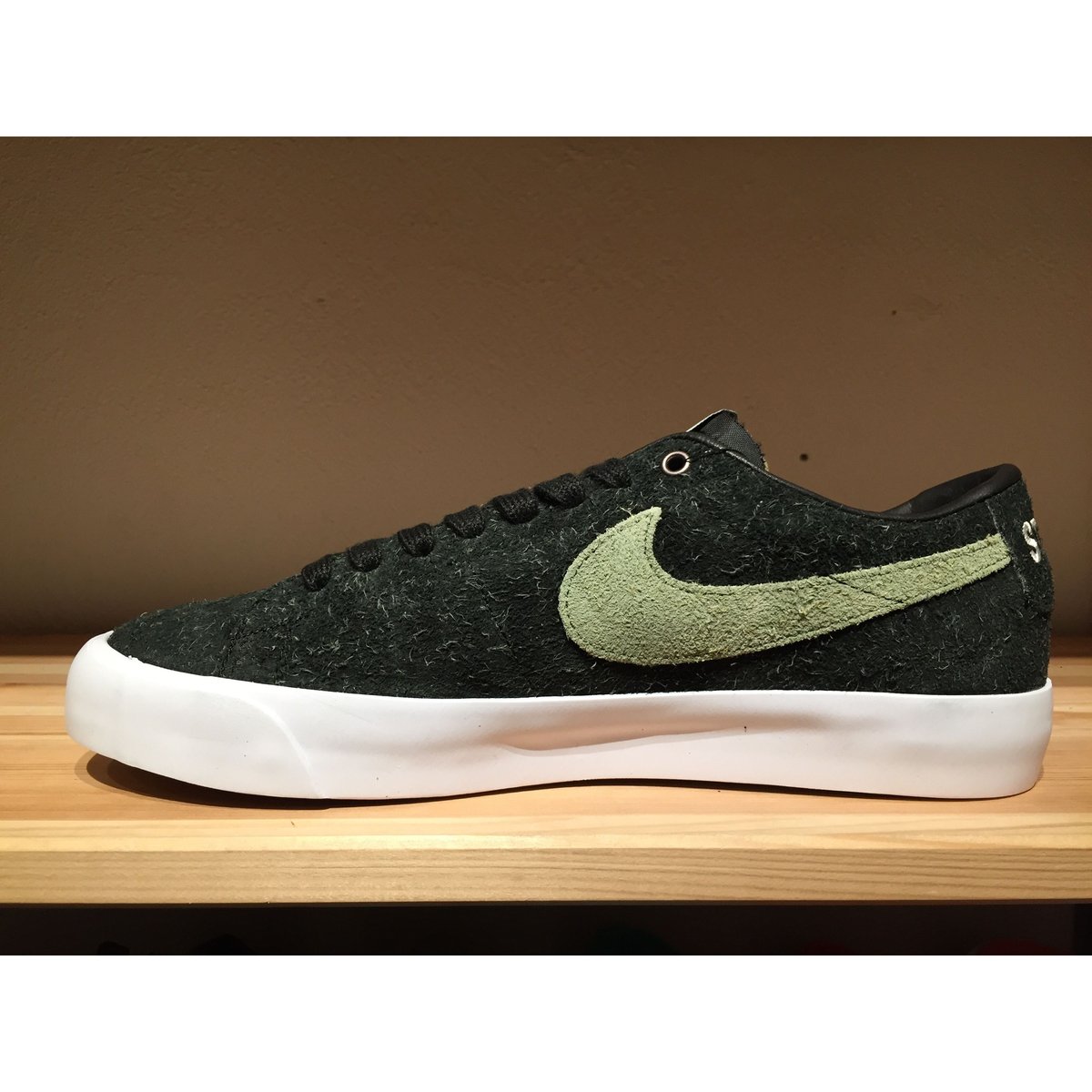 ☆STUSSYコラボ - NIKE SB ZOOM BLAZER LOW QS | 9H9H