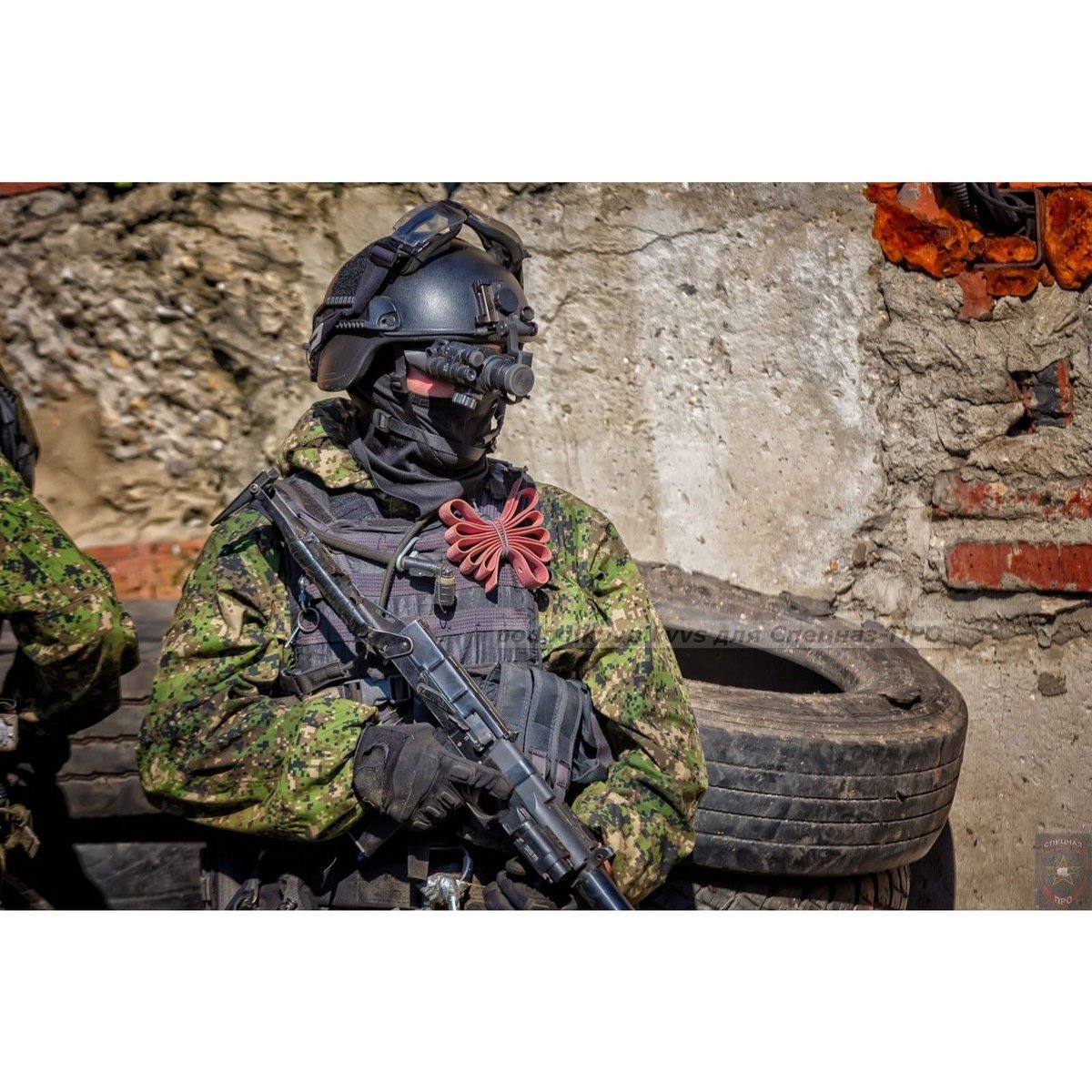 SSO製 Partizan パルチザンスーツ 各色 | ロシアの梅