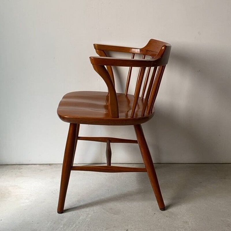 B 飛騨産業 キツツキマーク ウィンザーダイニングチェア ローバック