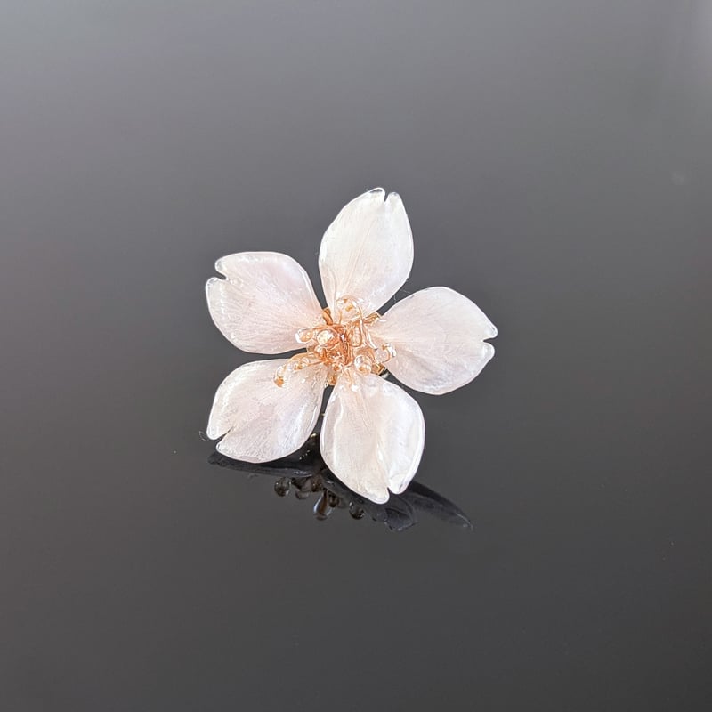 受注制作】Everpink Sakura. 本物のお花 桜のタックピン/ブローチ