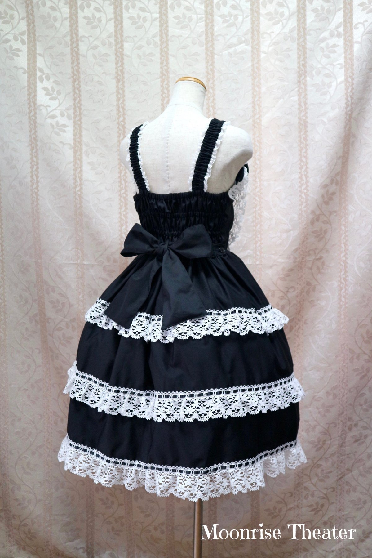 クロスリボンジャンパースカート | Moonrise Theater