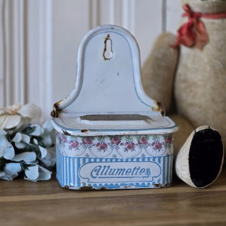 アリュメット缶 | STORES