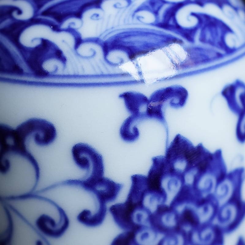 青花纏枝蓮紋花瓶 PF174 | Looking For 物色