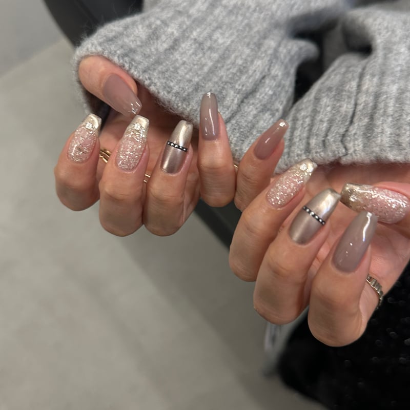 gry_097 -loup- | laau nail store