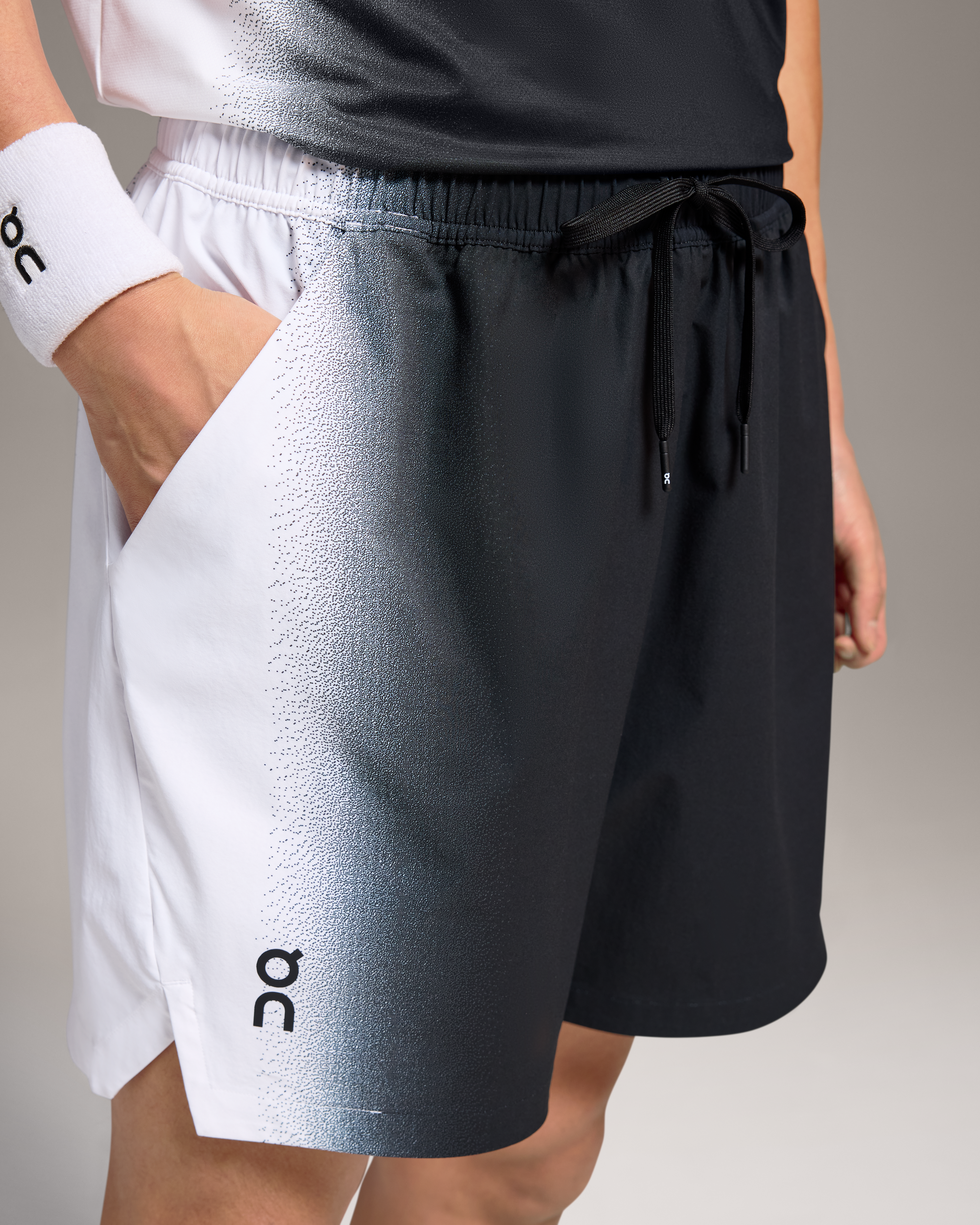 Men's Court Shorts | Black | On Norway