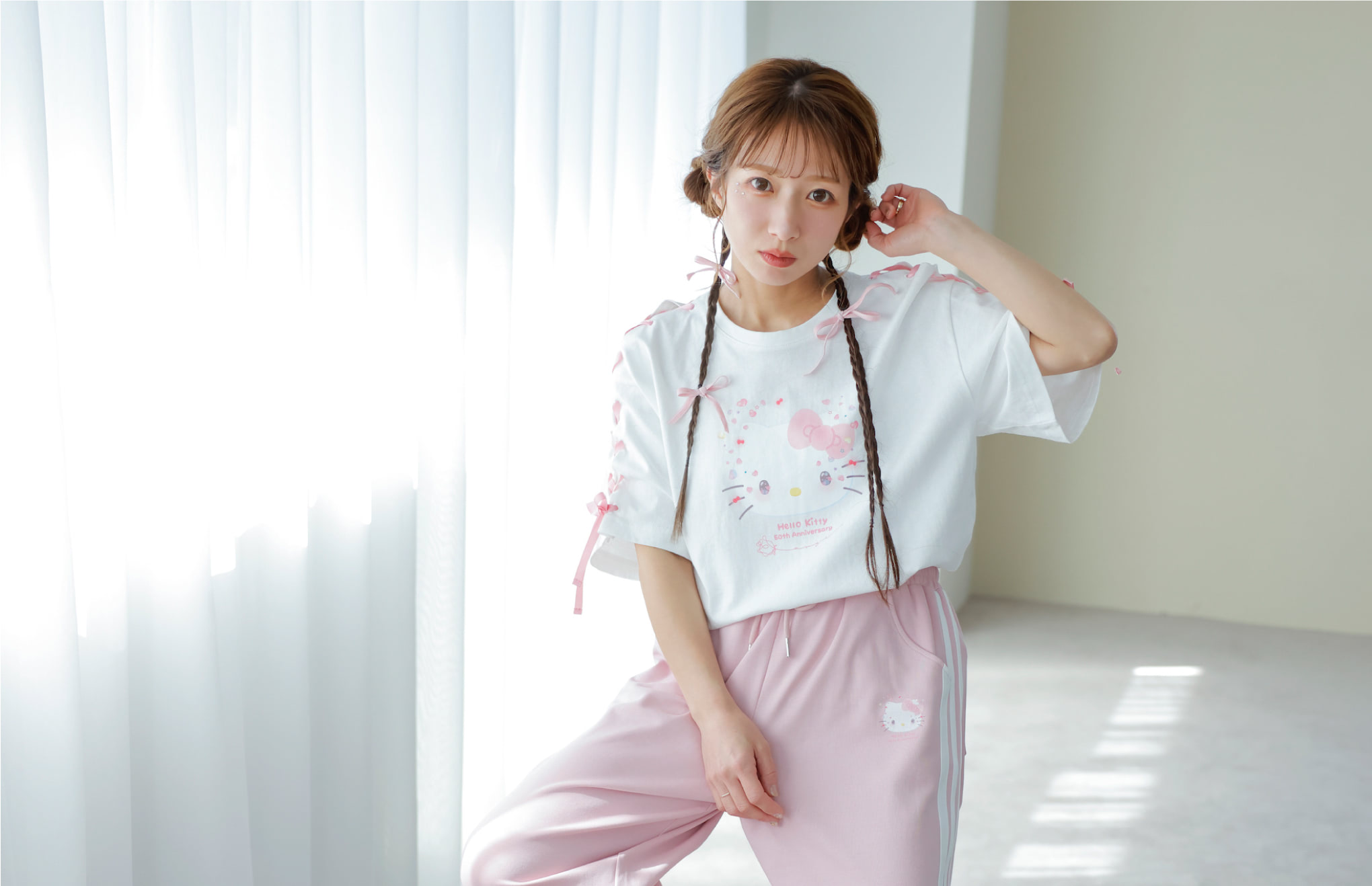 サンリオ】辻ちゃんプロデュースのオトナ可愛いキティコレクション