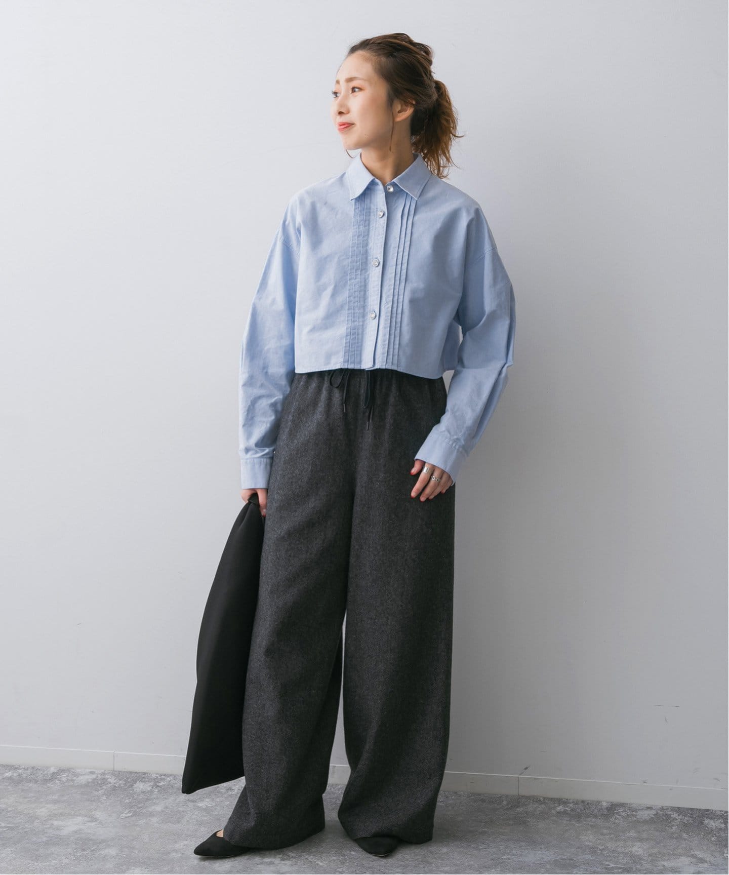 ビジュークロップドピンタックシャツ（シャツ／ブラウス）｜Spick and