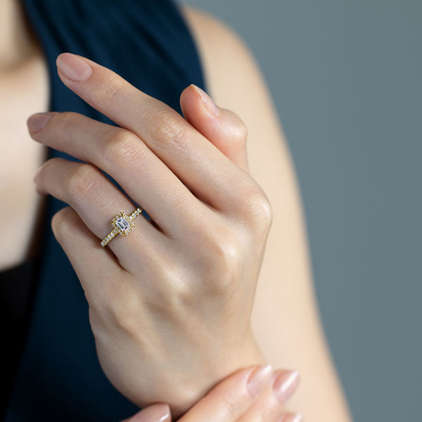 K18YG ルシーダ エメラルドカット ダイヤモンド エタニティタイプ