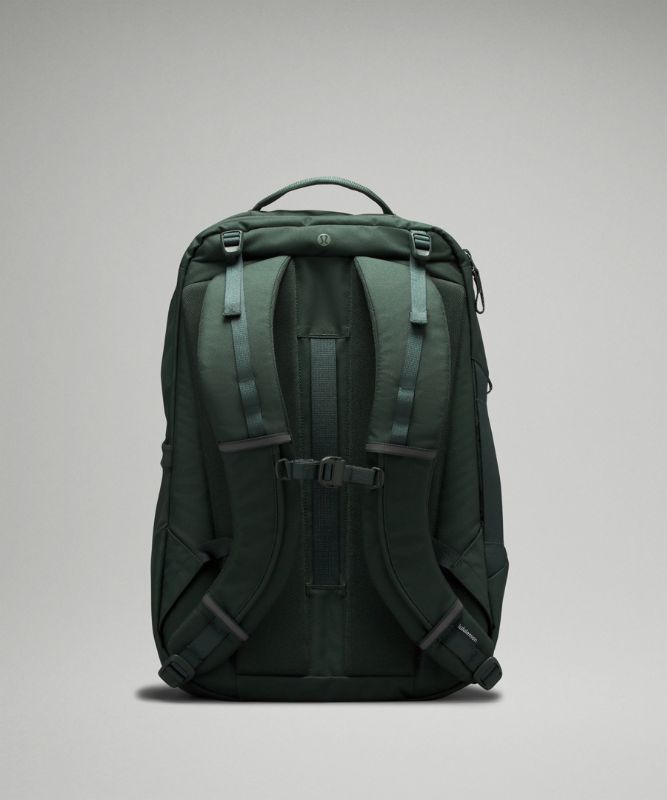 トリプルジップバックパック 28L | バッグ | Lululemon JP