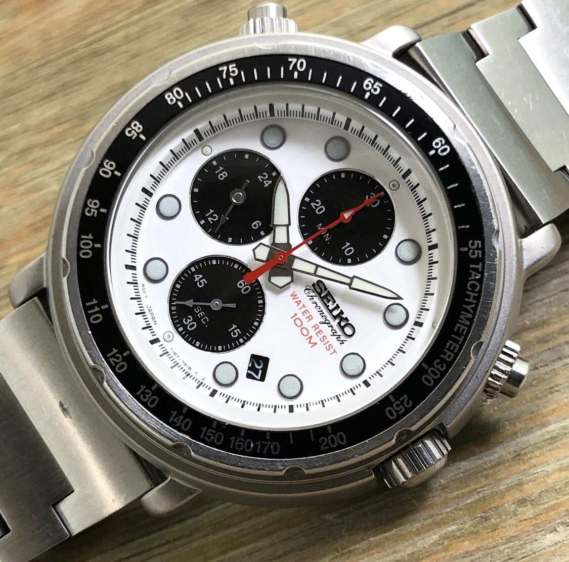 4CD397A8-EEDF-498C-812F-