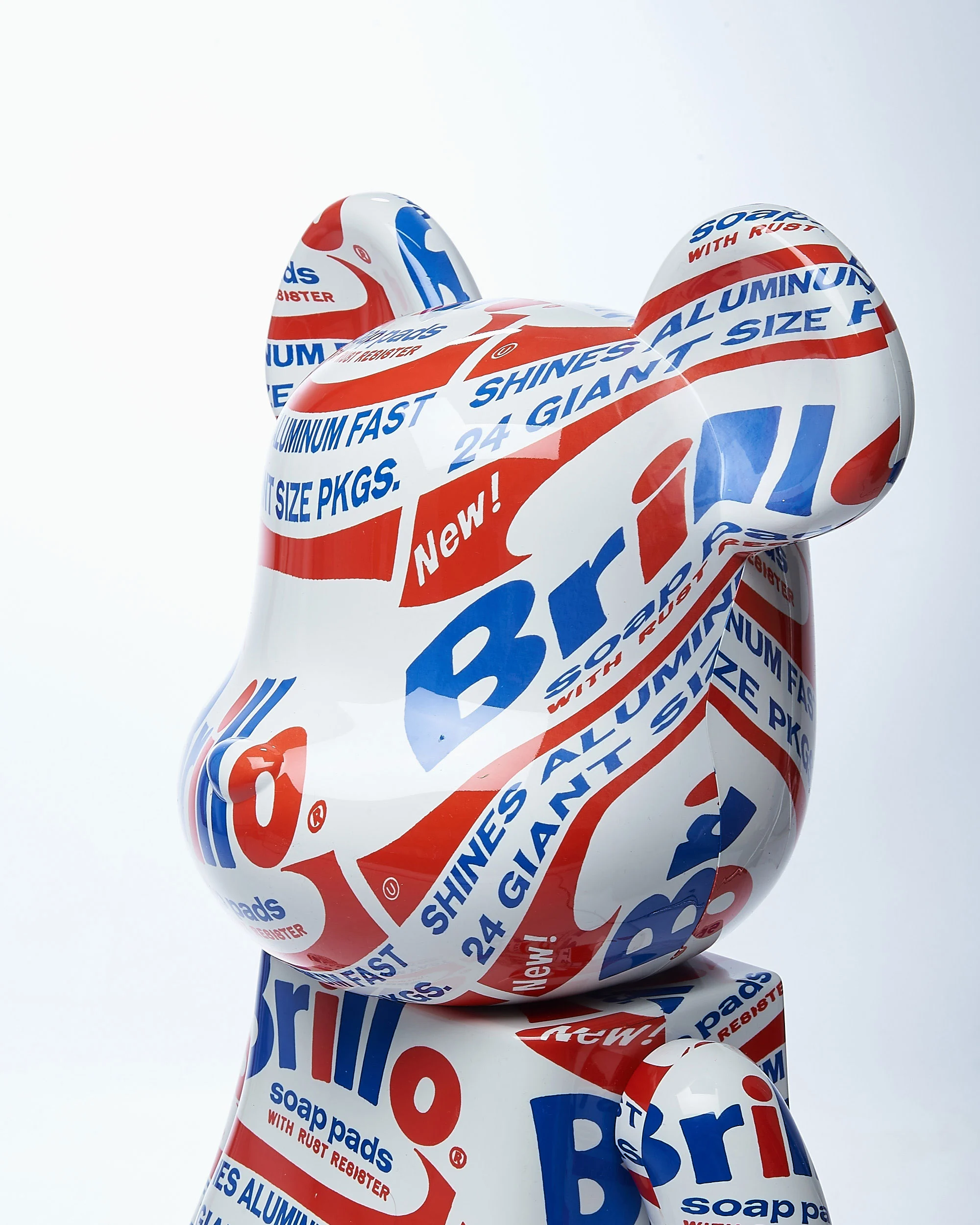 decoration-medicom-toy-