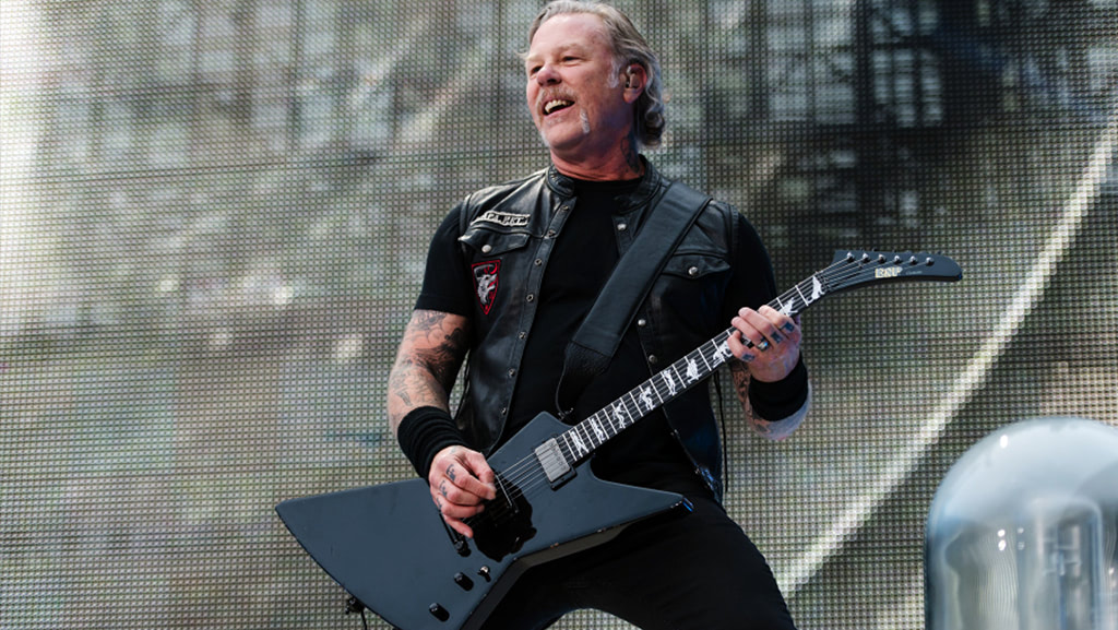 メタリカのジェイムズが手がけた48年製ジャガー等、カスタムカー