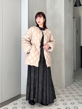 TAION/別注 ダウンマフラー付 クルーネックミドルダウンを使った人気