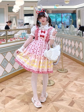 Shirley Templeのジャンパースカートを使った人気ファッション