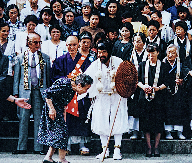 死を覚悟して挑んだ、塩沼亮潤さん大阿闍梨への道。貴重な写真と宝物に