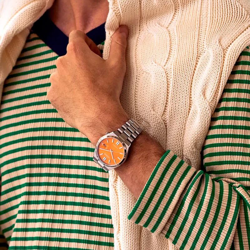 Relógio Citizen Tsuyosa Automático Laranja NJ0151-53ZN com Design