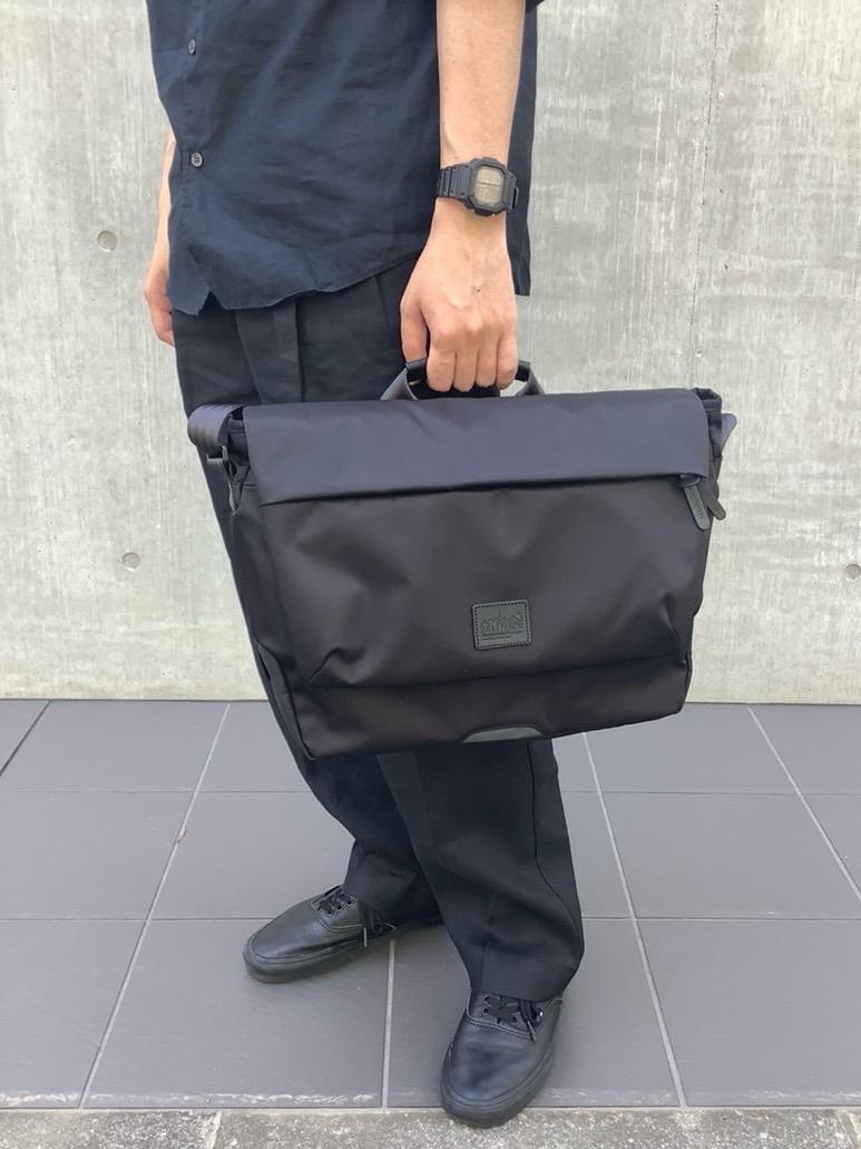 SPRUCE STREET SHOULDER BAG | ohno | Manhattan Portage BLACK LABEL
