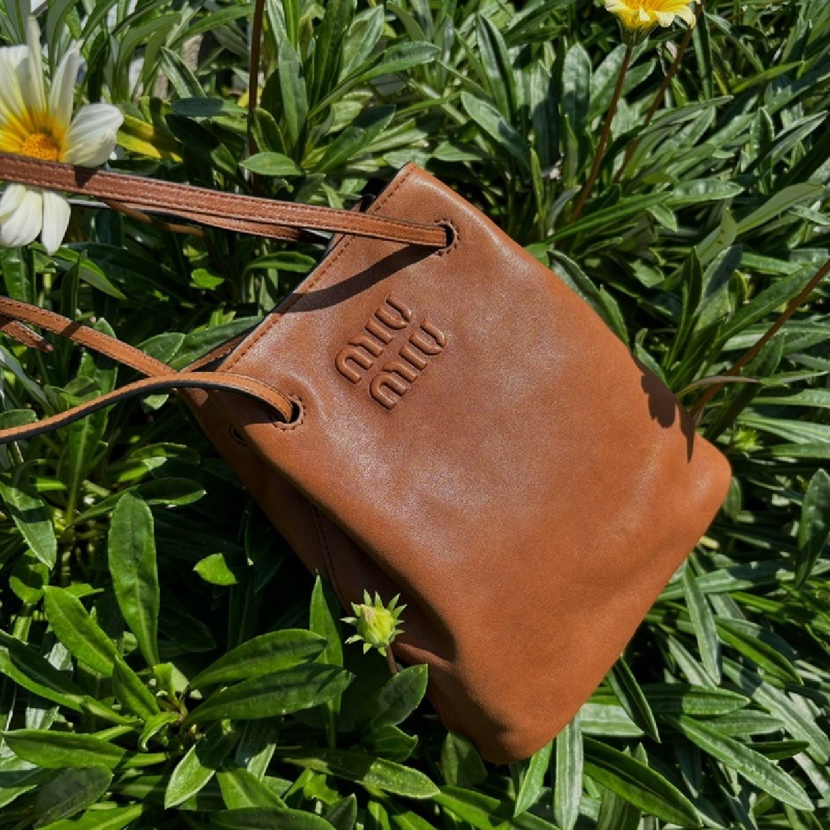 イリスフォーセブン（IRIS47）】のカシミヤ100％キャップは、小顔効果